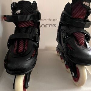 Crazy 148 rollerskates